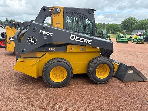 Image of John Deere 330G equipment image 1