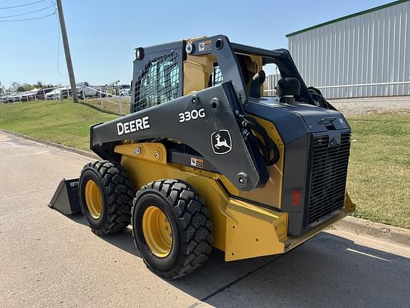 Image of John Deere 330G equipment image 2