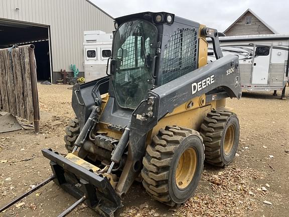 Image of John Deere 330G equipment image 2