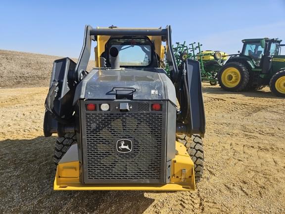 Image of John Deere 330G equipment image 3