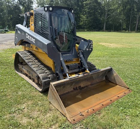 Image of John Deere 331G equipment image 2