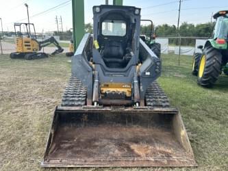 Image of John Deere 331G equipment image 1