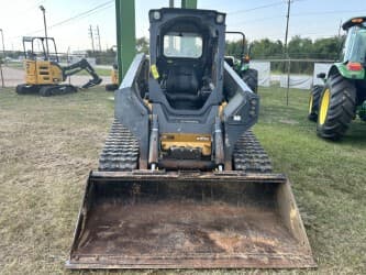 Image of John Deere 331G equipment image 3