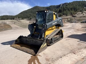 2017 John Deere 331G Image