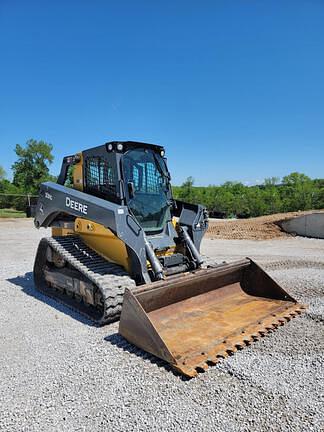 Image of John Deere 331G equipment image 4