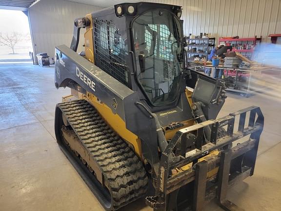 Image of John Deere 331G equipment image 1