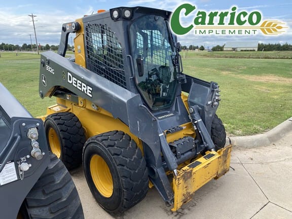 2017 John Deere 332G Equipment Image0