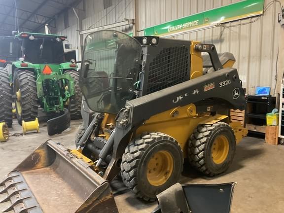 Image of John Deere 332G equipment image 2