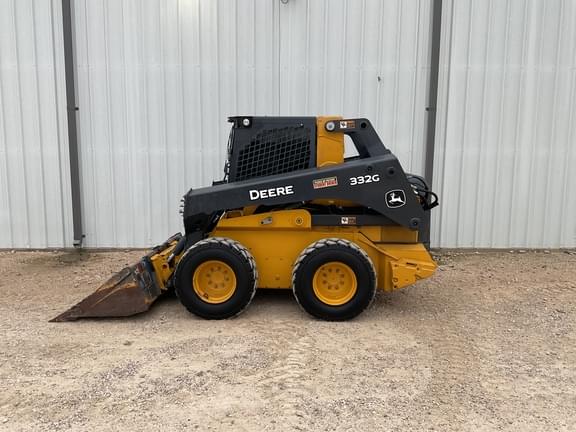 Image of John Deere 332G Primary image
