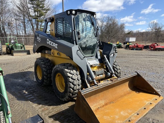 2017 John Deere 332G Equipment Image0