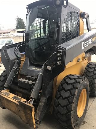 Image of John Deere 332G equipment image 1