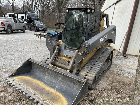 Image of John Deere 333G Primary image