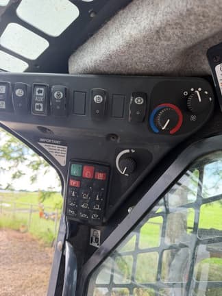 Image of John Deere 333G equipment image 2