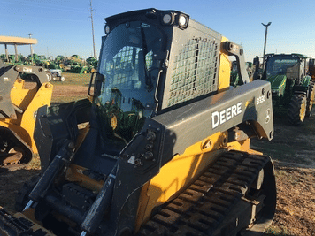 Main image John Deere 333G
