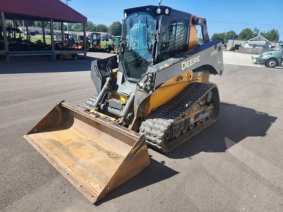 Image of John Deere 333G Primary image