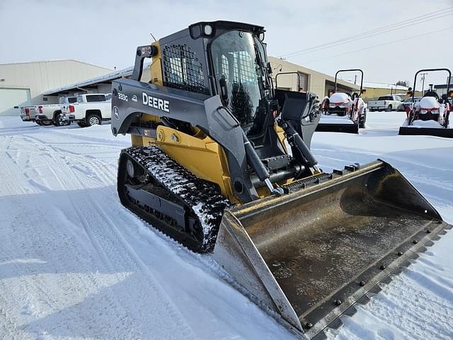 Image of John Deere 333G equipment image 1