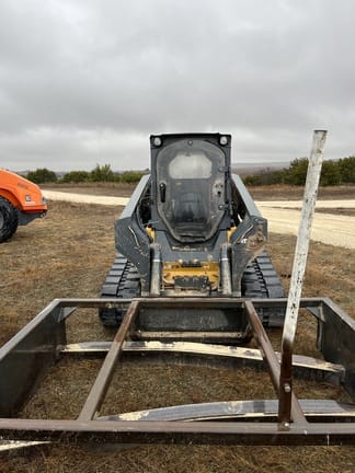 2017 John Deere 333G Equipment Image0