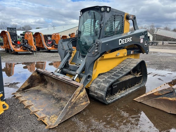 Main image John Deere 333G