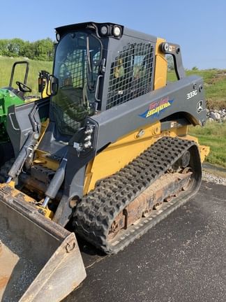 2017 John Deere 333G Equipment Image0