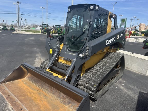 2017 John Deere 333G Equipment Image0