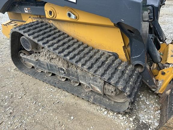 Image of John Deere 333G equipment image 3