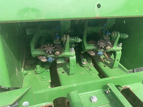 Image of John Deere 348 equipment image 3