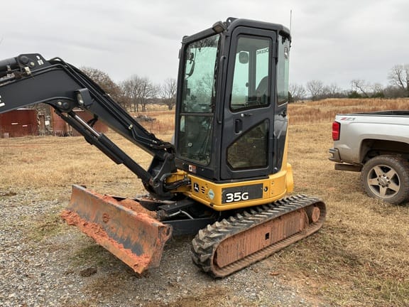 2017 John Deere 35G Equipment Image0