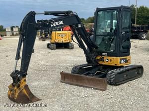 2017 John Deere 35G Image