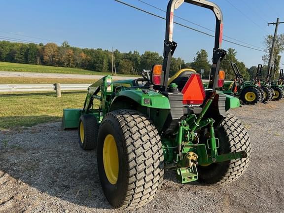 Image of John Deere 4044R equipment image 3