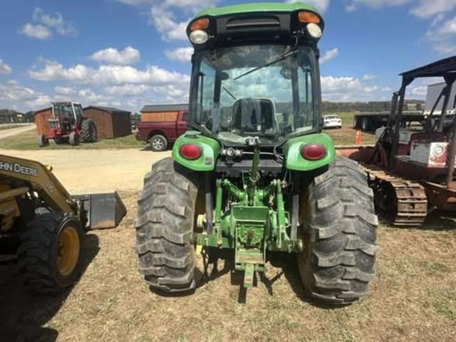 Image of John Deere 4066R equipment image 4
