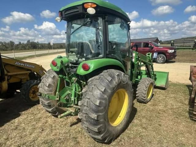 Image of John Deere 4066R equipment image 2