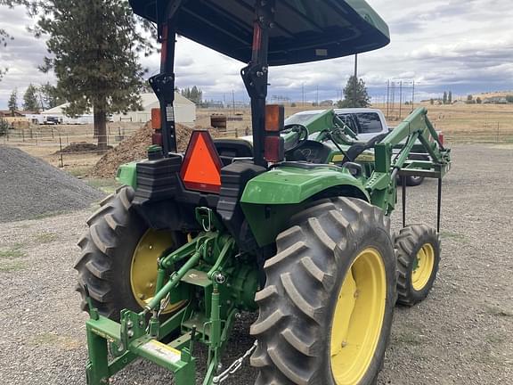 Image of John Deere 4052M equipment image 2