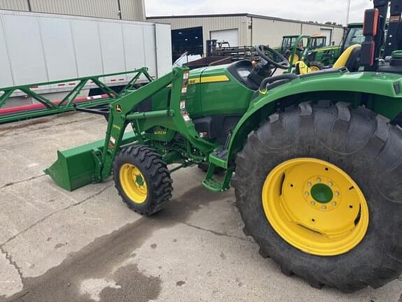 Image of John Deere 4052M equipment image 1