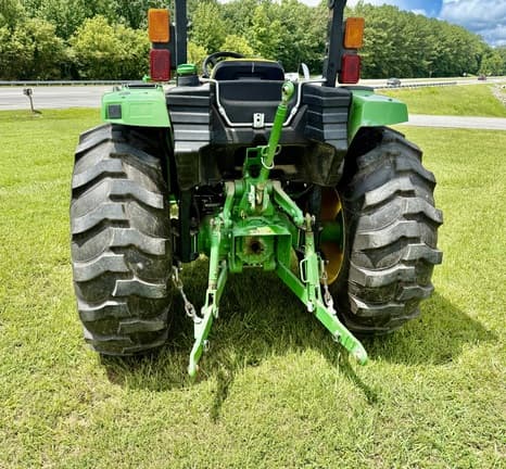 Image of John Deere 4052M equipment image 1