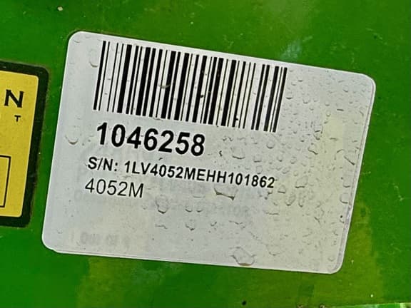 Image of John Deere 4052M equipment image 4