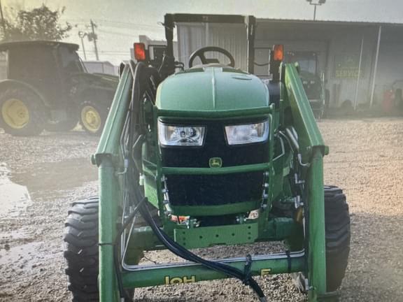 Image of John Deere 4052M Primary image