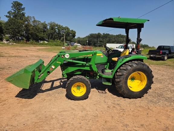 Image of John Deere 4052M Primary image