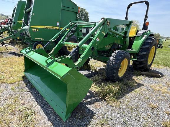 Image of John Deere 4052M equipment image 2