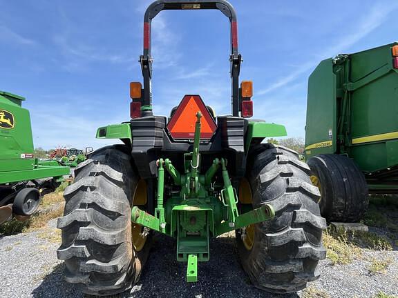 Image of John Deere 4052M equipment image 3