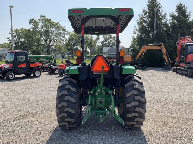 Image of John Deere 4052M equipment image 3