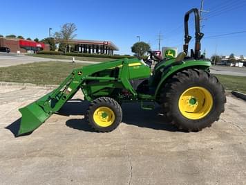 Main image John Deere 4052M