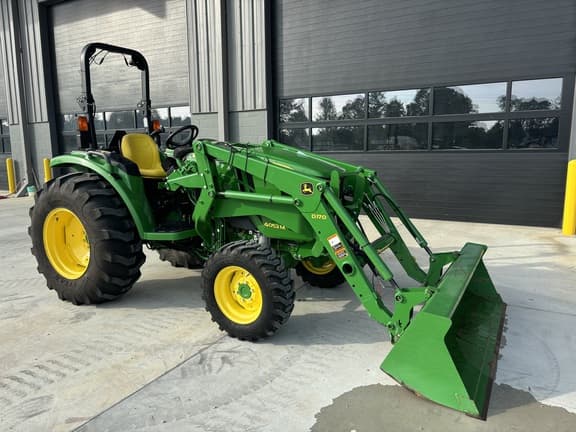 Image of John Deere 4052M Primary image