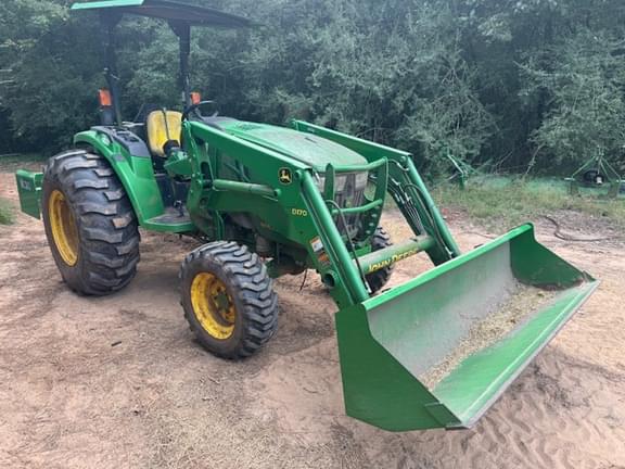 Image of John Deere 4052M equipment image 3