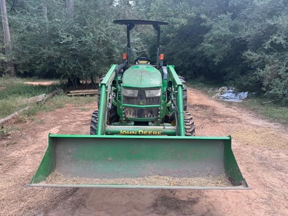 Image of John Deere 4052M equipment image 2