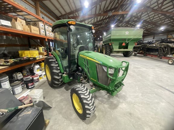 Main image John Deere 4052R