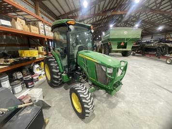 Main image John Deere 4052R