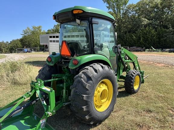 Image of John Deere 4052R equipment image 4