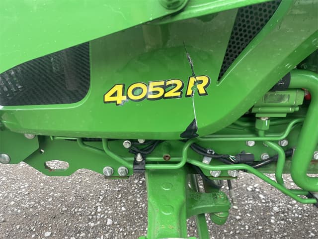 Image of John Deere 4052R equipment image 2