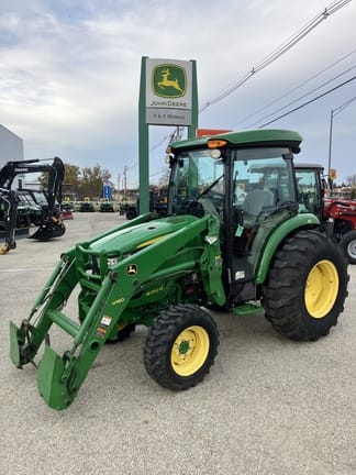 2017 John Deere 4052R Equipment Image0