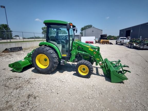 2017 John Deere 4052R Equipment Image0